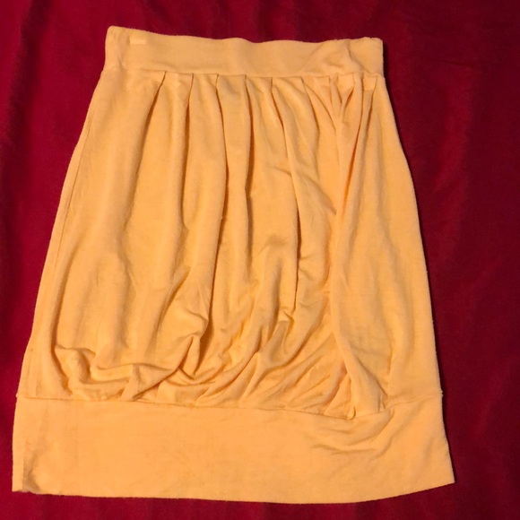 Yellow tube top - Picture 1 of 3
